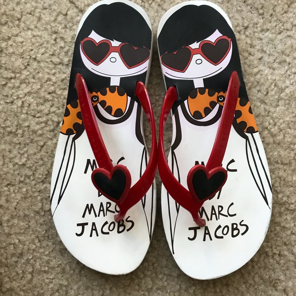 Authentic Marc Jacobs rubber flip flop slippers - Picture 4 of 7